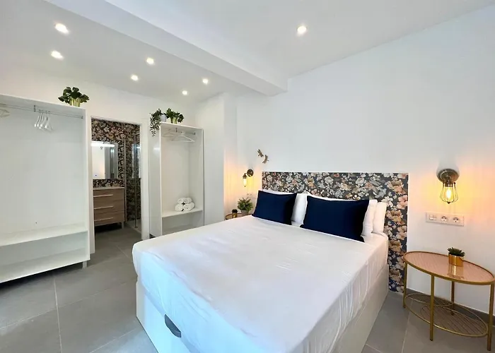 Malagueta Beach III & Terrace By Ele Apartments