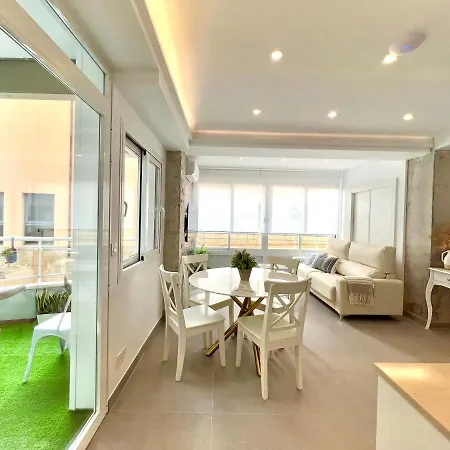 Malagueta Beach III & Terrace By Ele Apartments Málaga Extérieur photo
